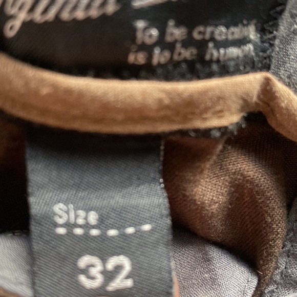 Fox shorts - Picture 4 of 15